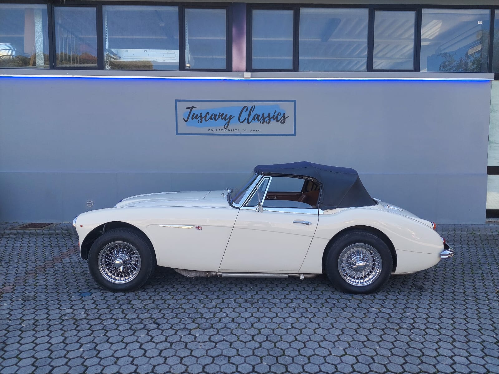 AUSTIN HEALEY 3000 MKIII BJ8