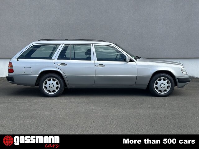 Mercedes Benz 300 TD Kombi - S124 D 
