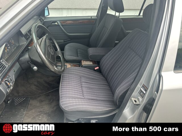 Mercedes Benz 300 TD Kombi - S124 D 