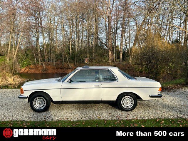Mercedes Benz 280 Coupe mit Schiebedach  - C123 
