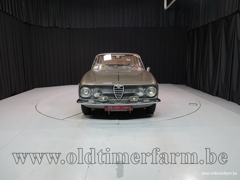 Alfa Romeo 2000 Sprint \'61 