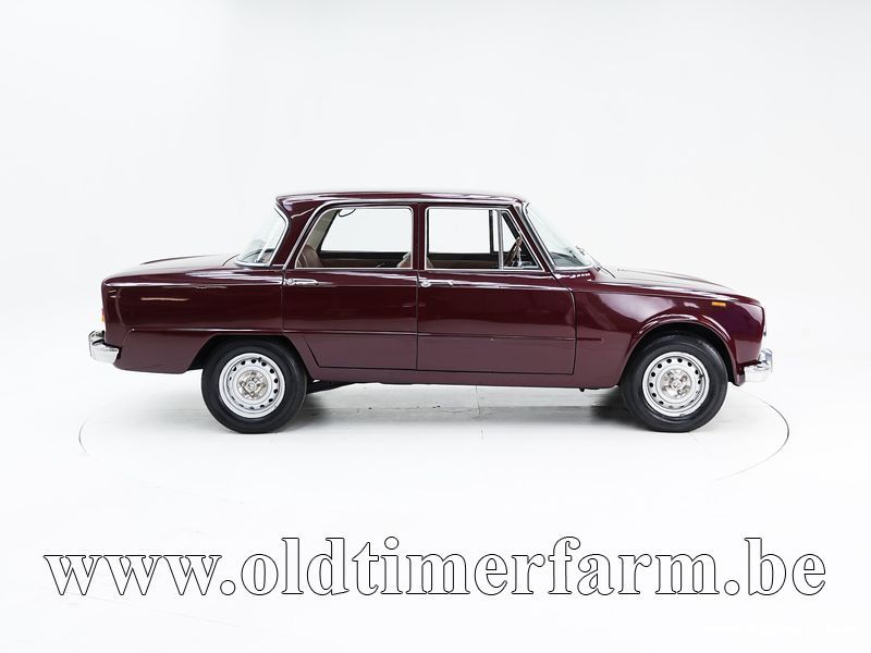 Alfa Romeo Giulia Super 1300 \'72 