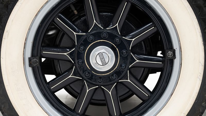 Peerless Six Model 61 \'29 