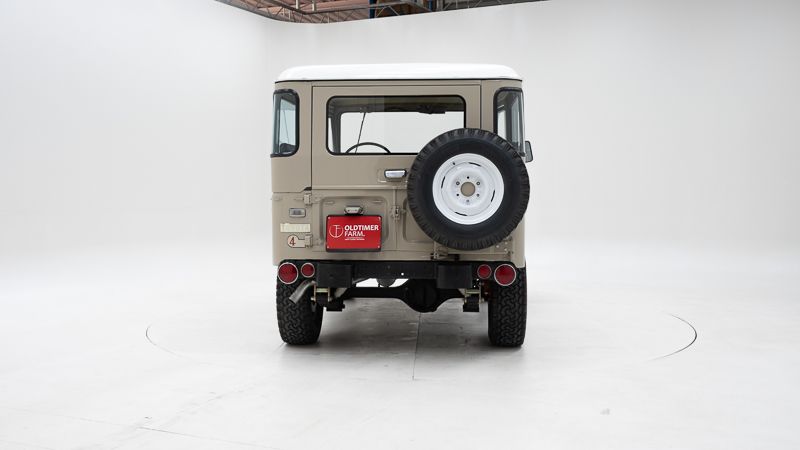 Toyota Land Cruiser FJ40 \'72 