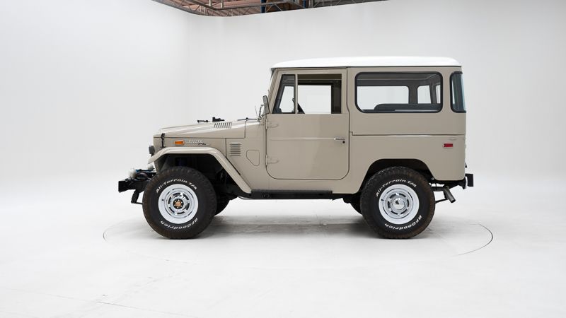 Toyota Land Cruiser FJ40 \'72 