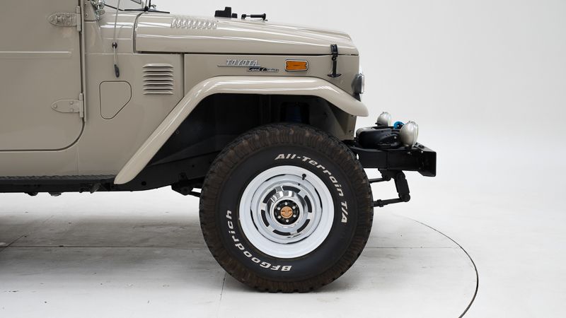 Toyota Land Cruiser FJ40 \'72 