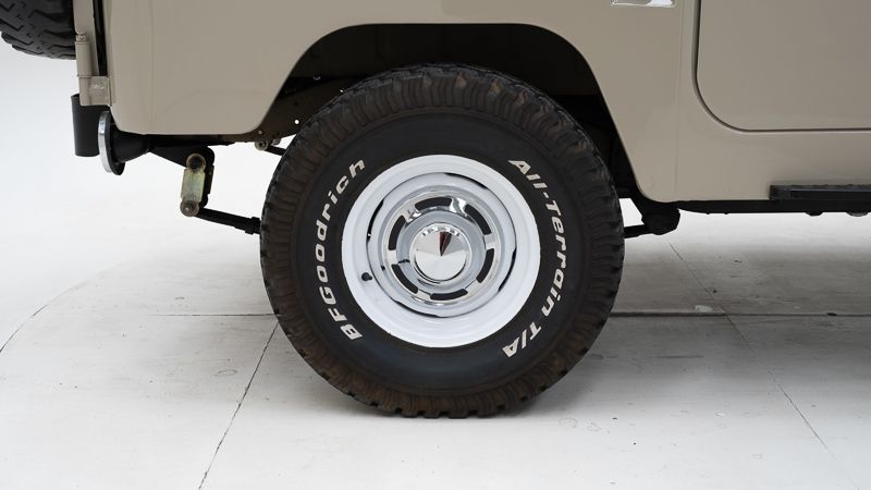 Toyota Land Cruiser FJ40 \'72 