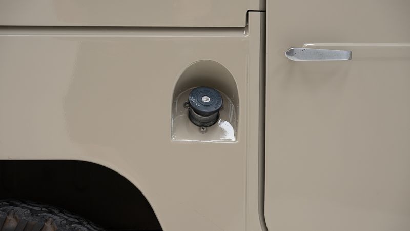Toyota Land Cruiser FJ40 \'72 