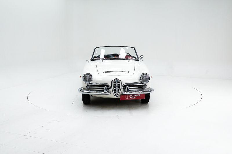 Alfa Romeo 1600 Giulia Spider \'65 