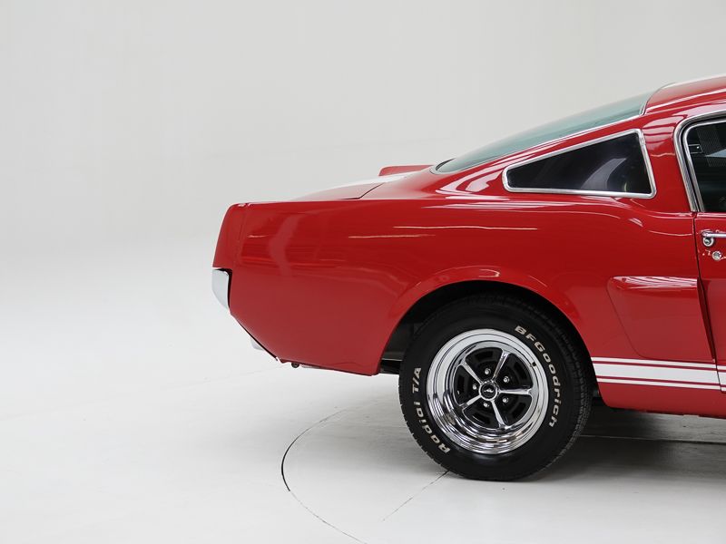Ford Mustang Fastback V8 \'65 
