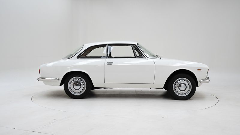 Alfa Romeo 1600 Giulia Sprint GT \'66 