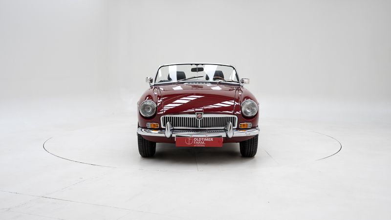 MG B \'74 