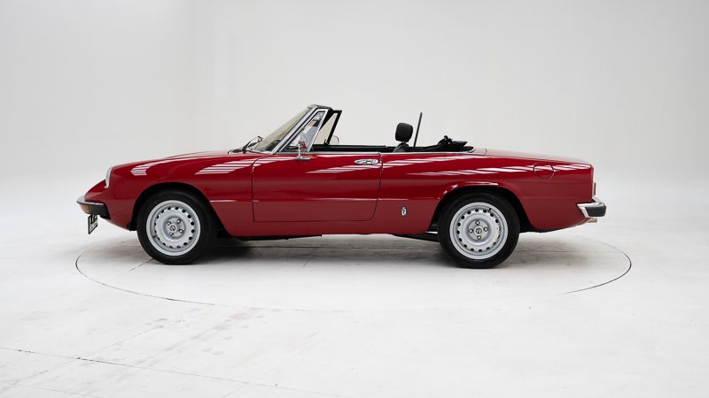 Alfa Romeo 2000 spider america \'81 