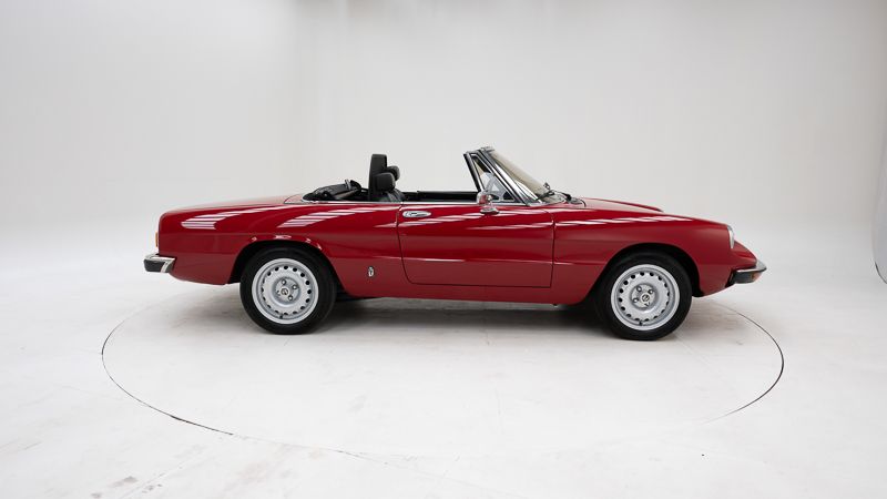 Alfa Romeo 2000 spider america \'81 
