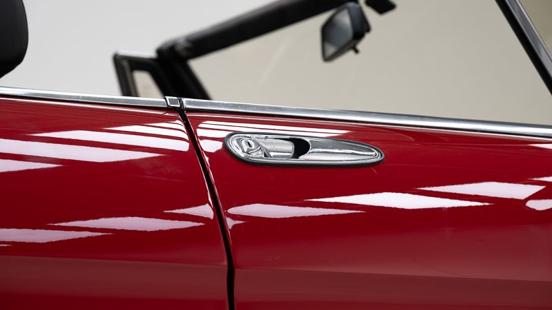 Alfa Romeo 2000 spider america \'81 