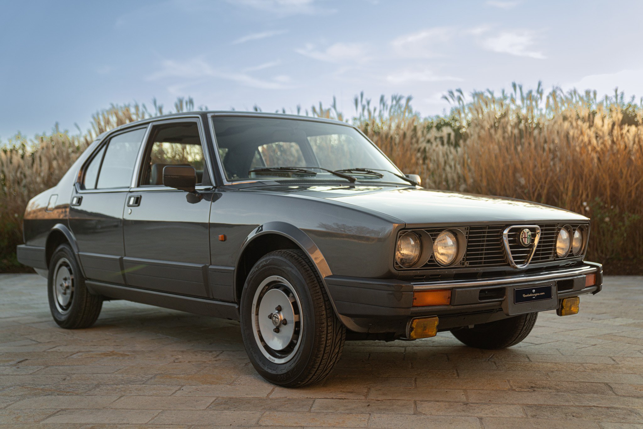 Alfa Romeo ALFETTA INIEZIONE QUADRIFOGLIO ORO 