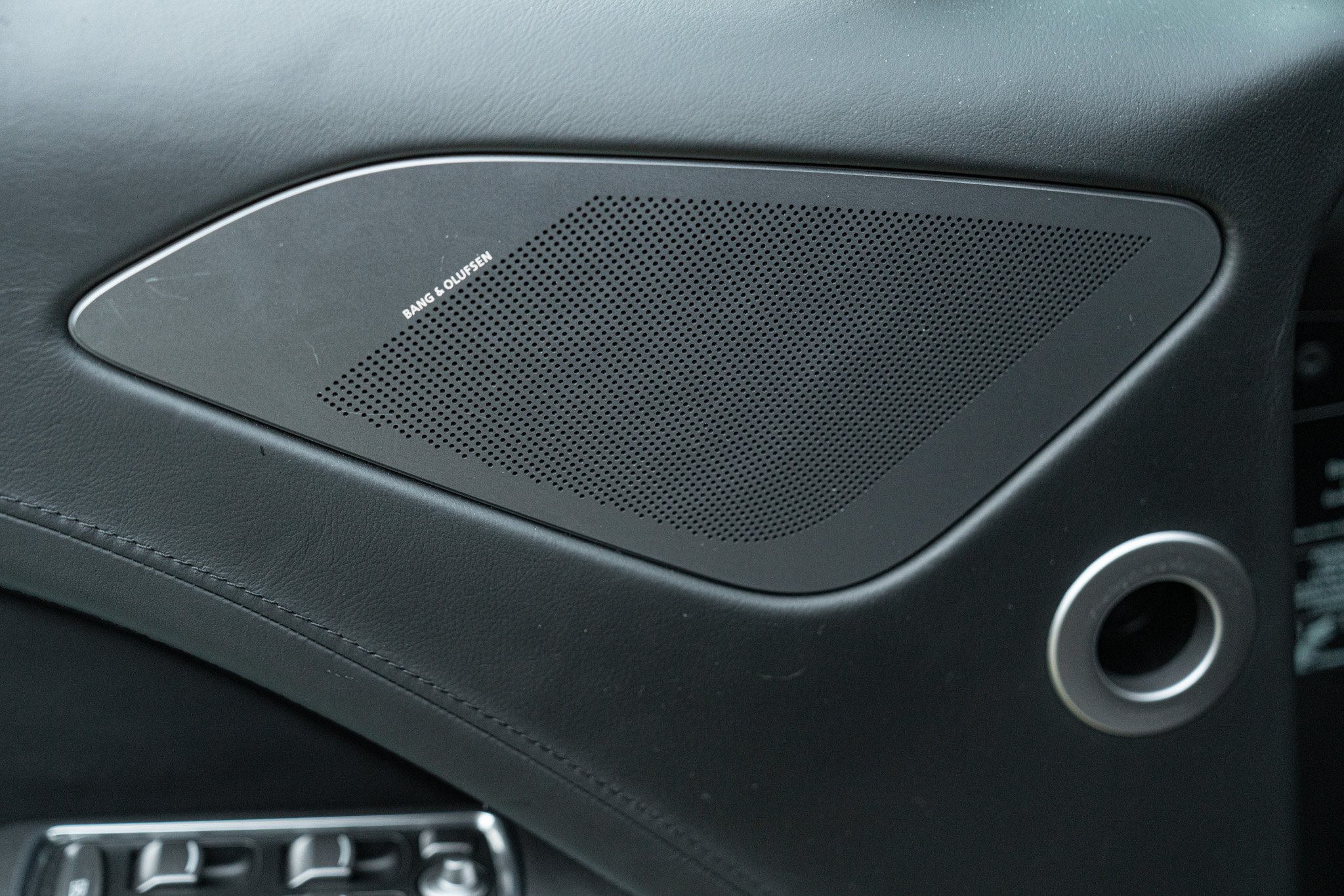 Aston Martin RAPIDE 
