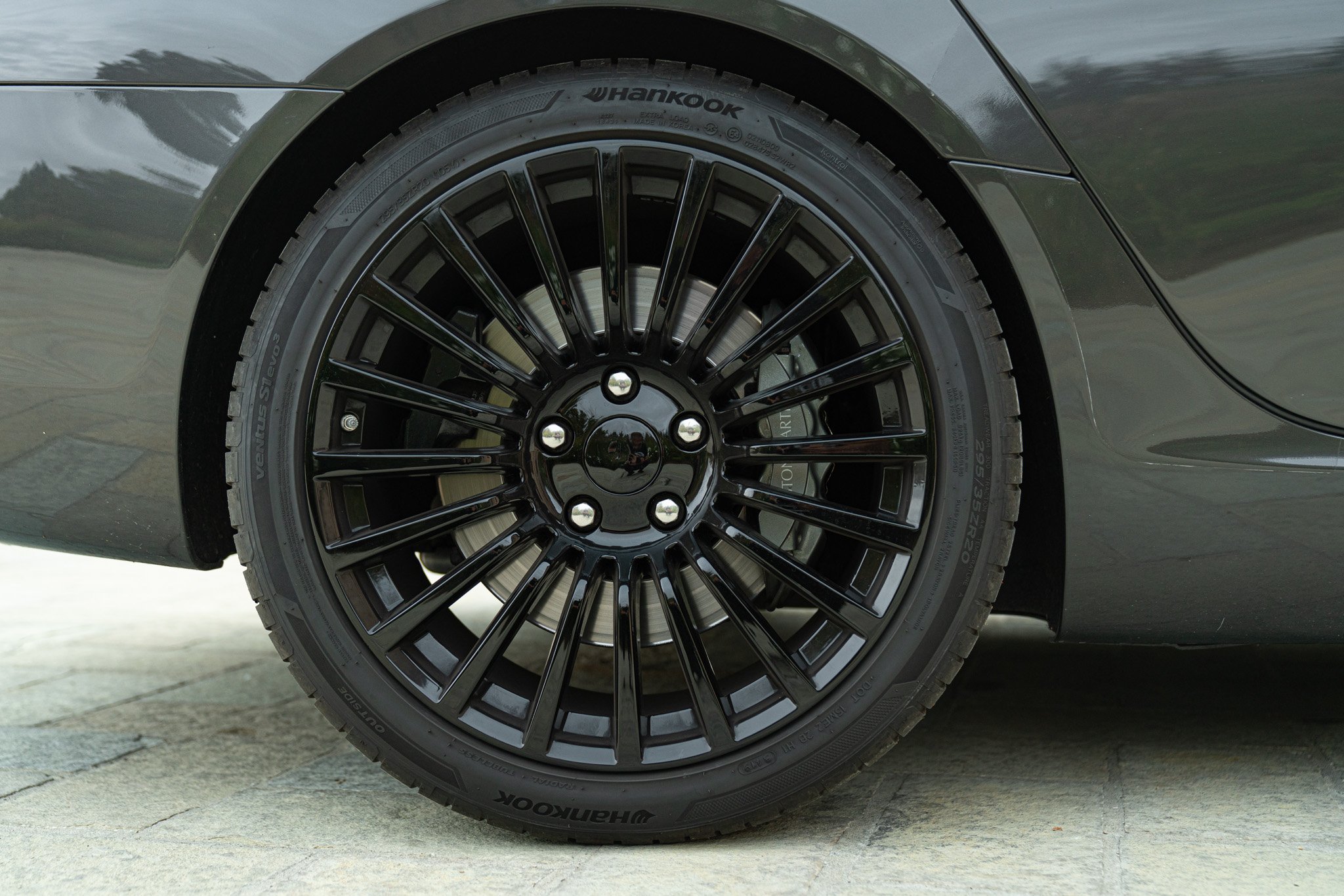 Aston Martin RAPIDE 