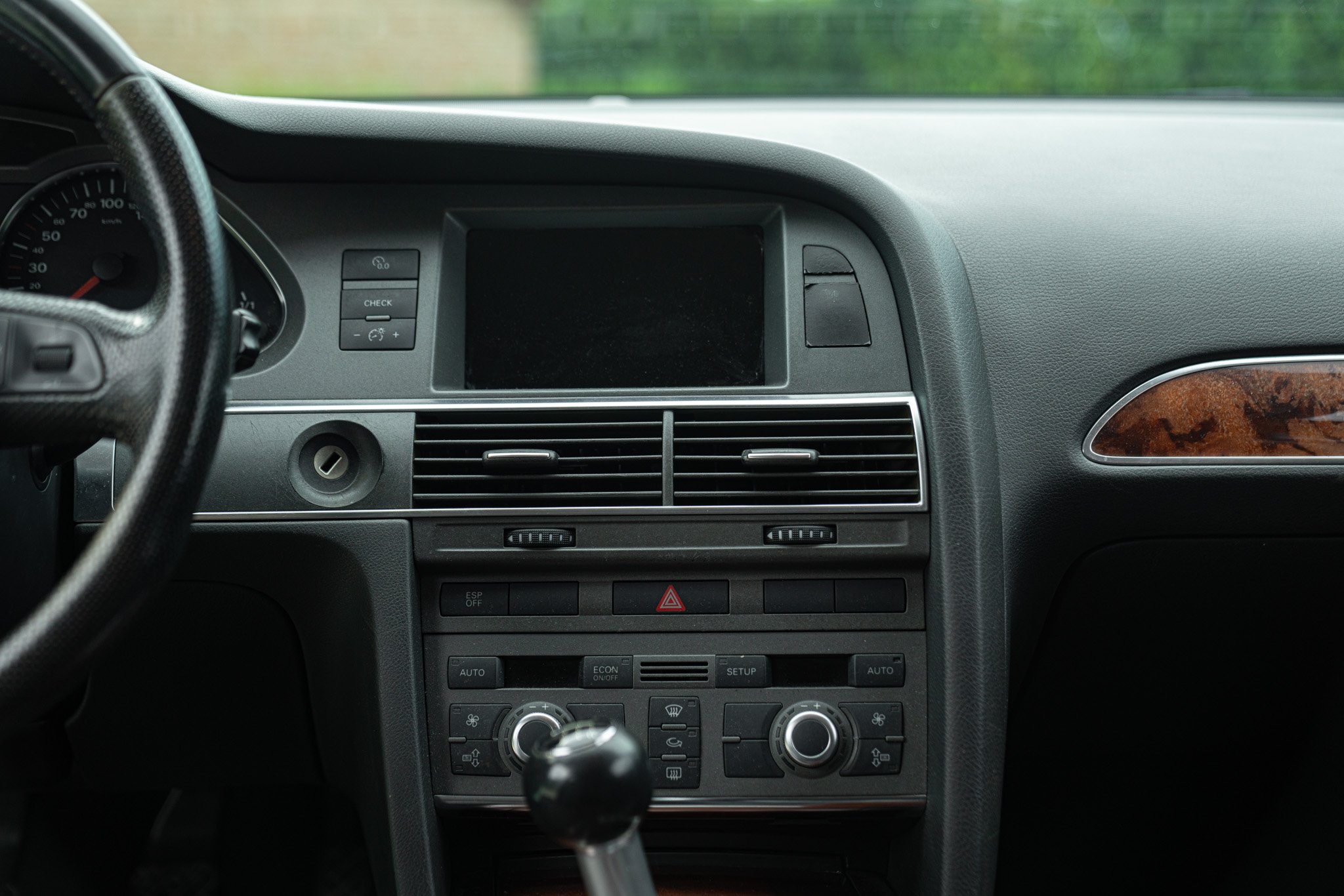 Audi A6 V6 2.7 