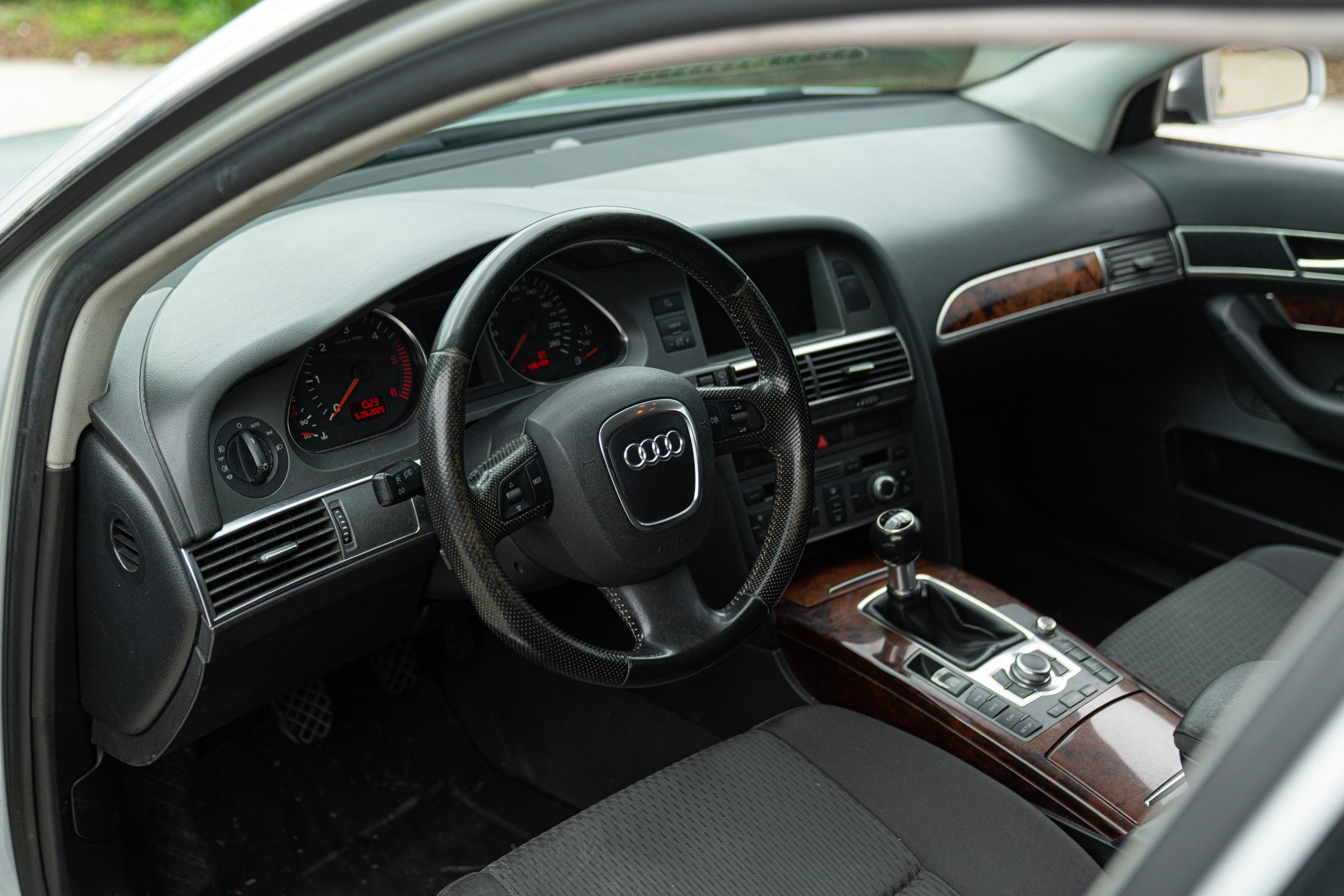 Audi A6 V6 2.7 