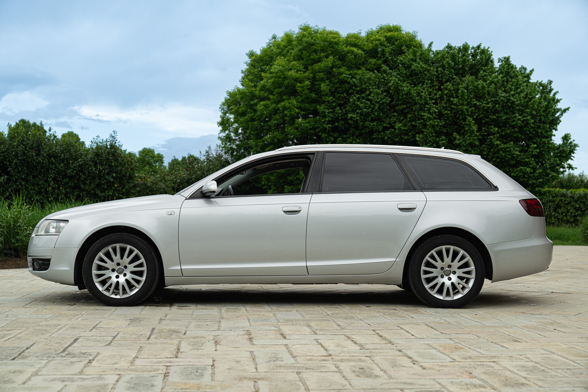 Audi A6 V6 2.7 