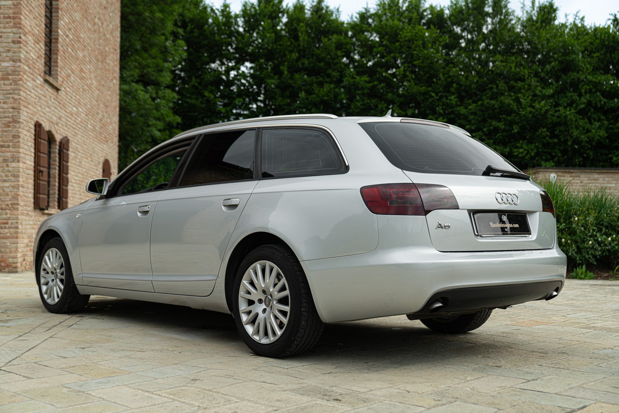 Audi A6 V6 2.7 