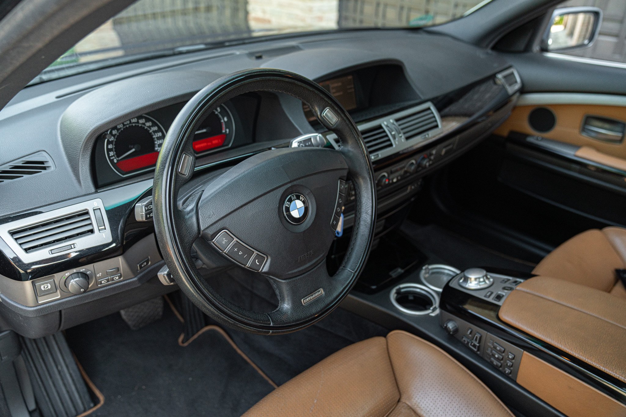 BMW 745 LI INDIVIDUAL 