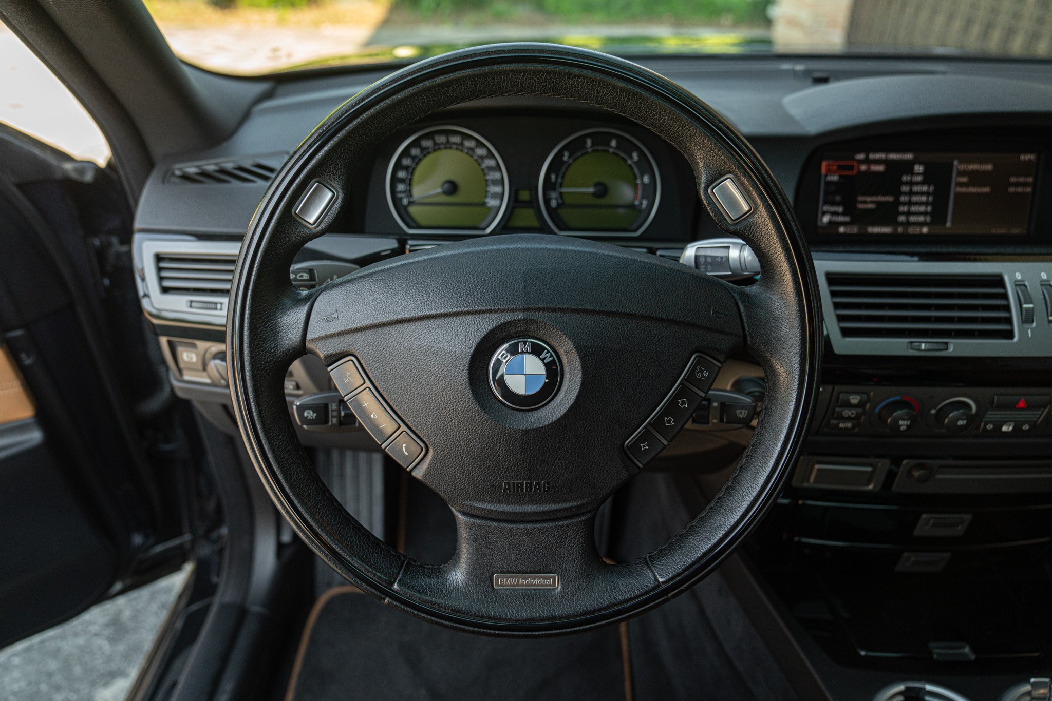 BMW 745 LI INDIVIDUAL 