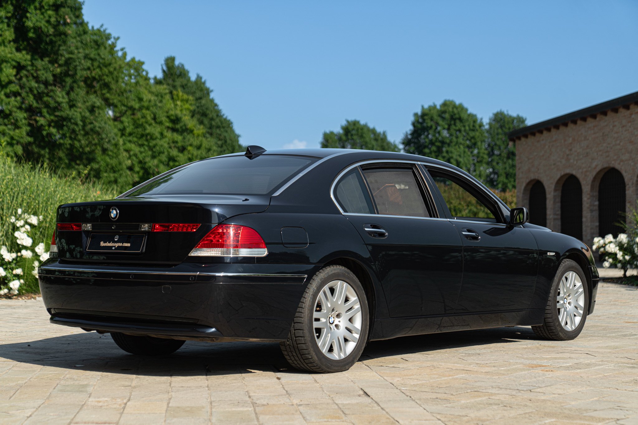 BMW 745 LI INDIVIDUAL 