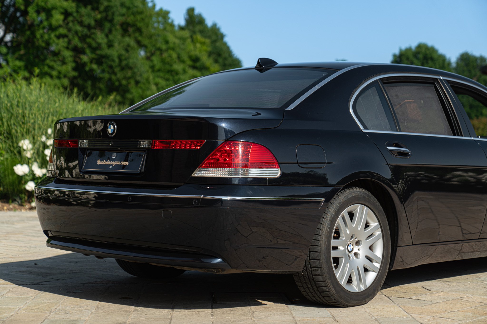 BMW 745 LI INDIVIDUAL 