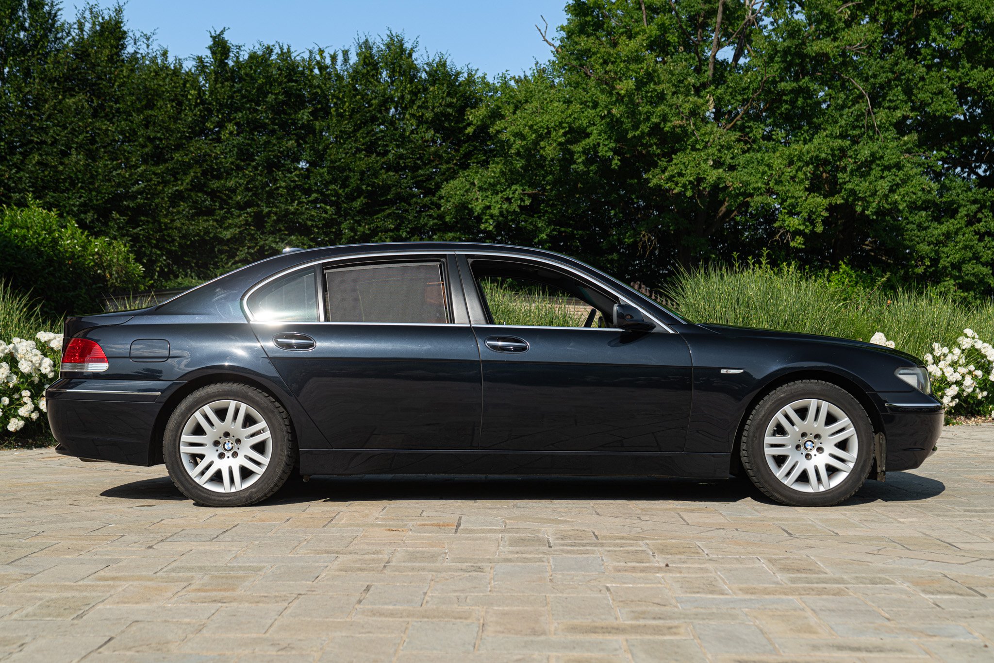 BMW 745 LI INDIVIDUAL 
