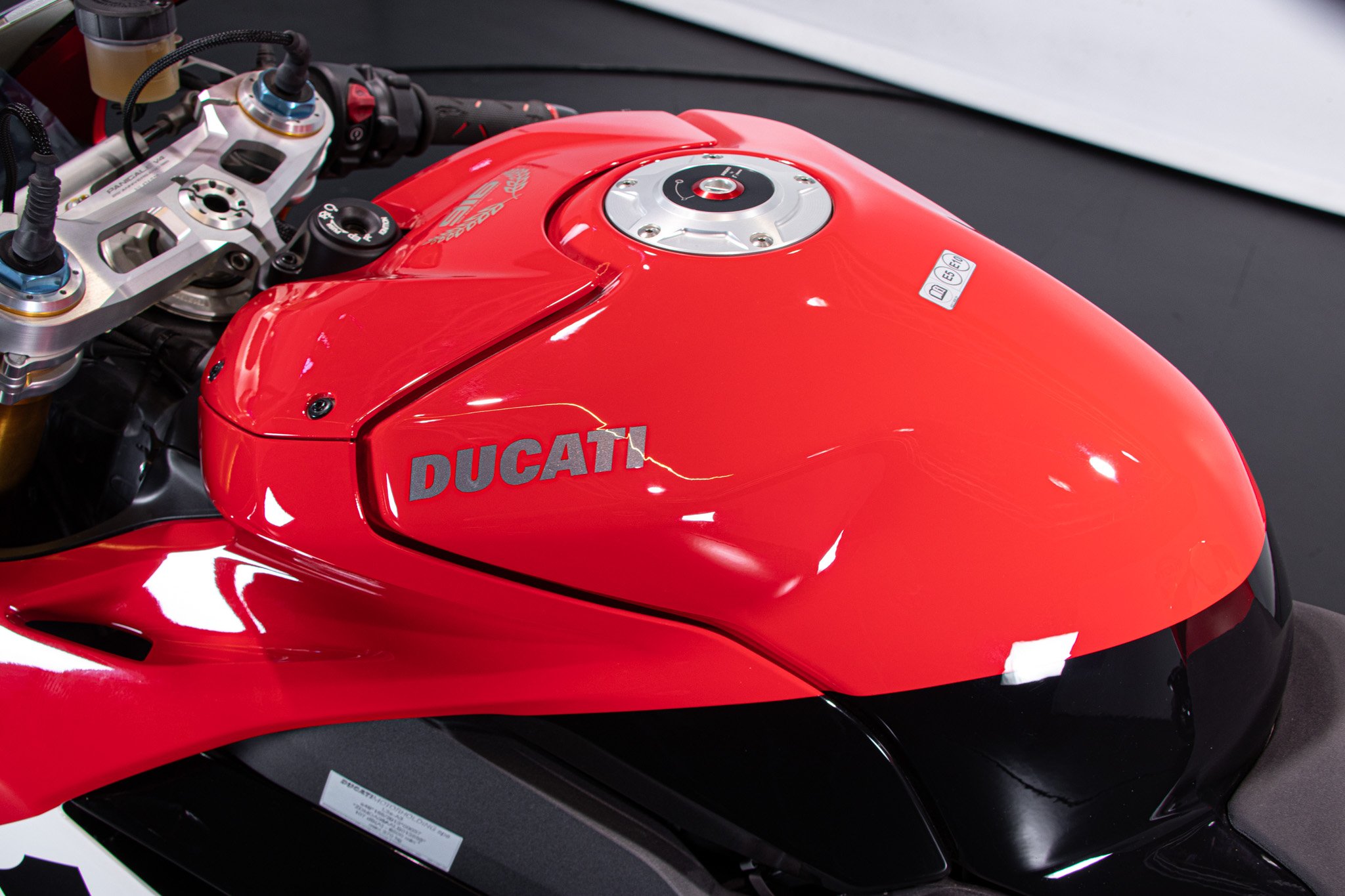 Ducati PANIGALE V4 25°ANNIVERSARIO 916 