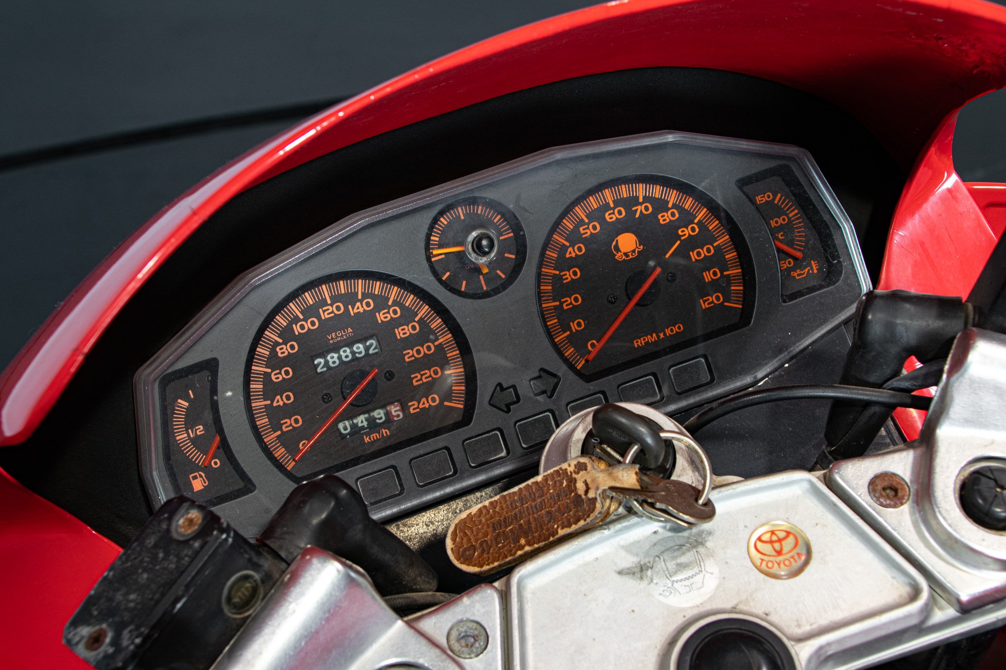 Ducati PASO 750 