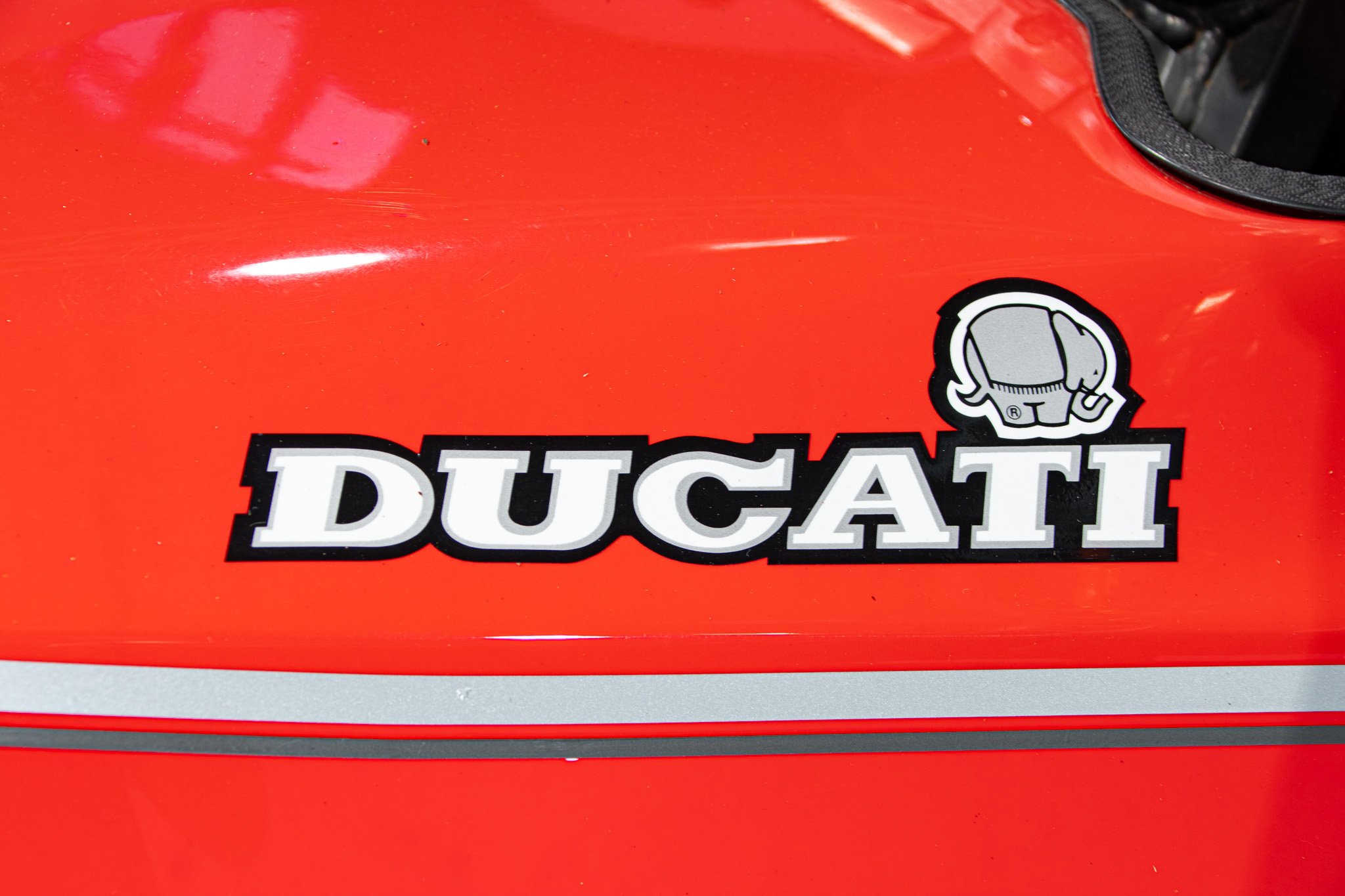 Ducati PASO 750 