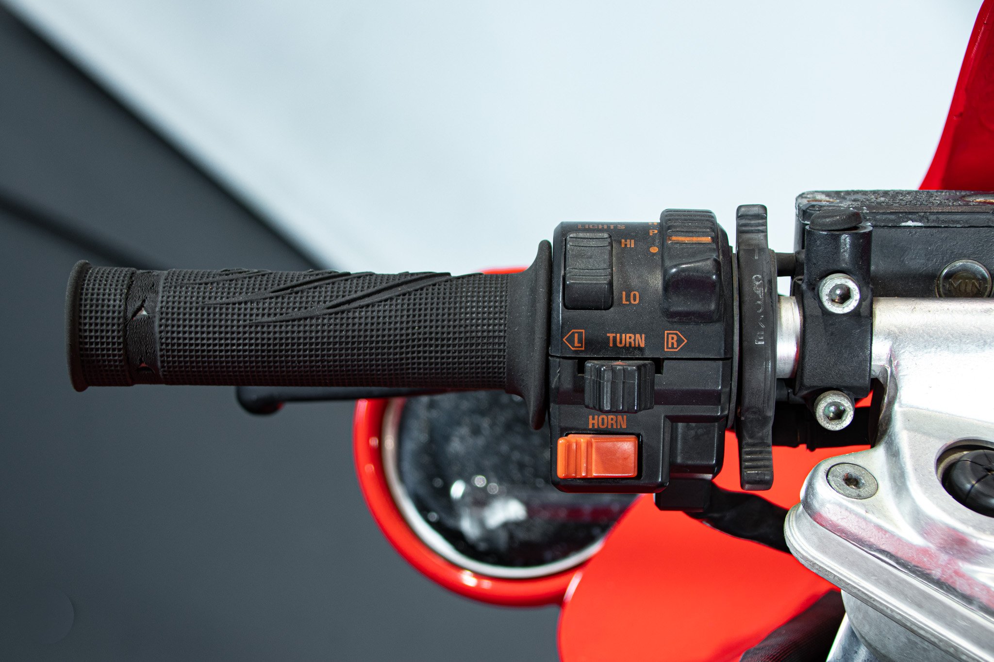 Ducati PASO 750 