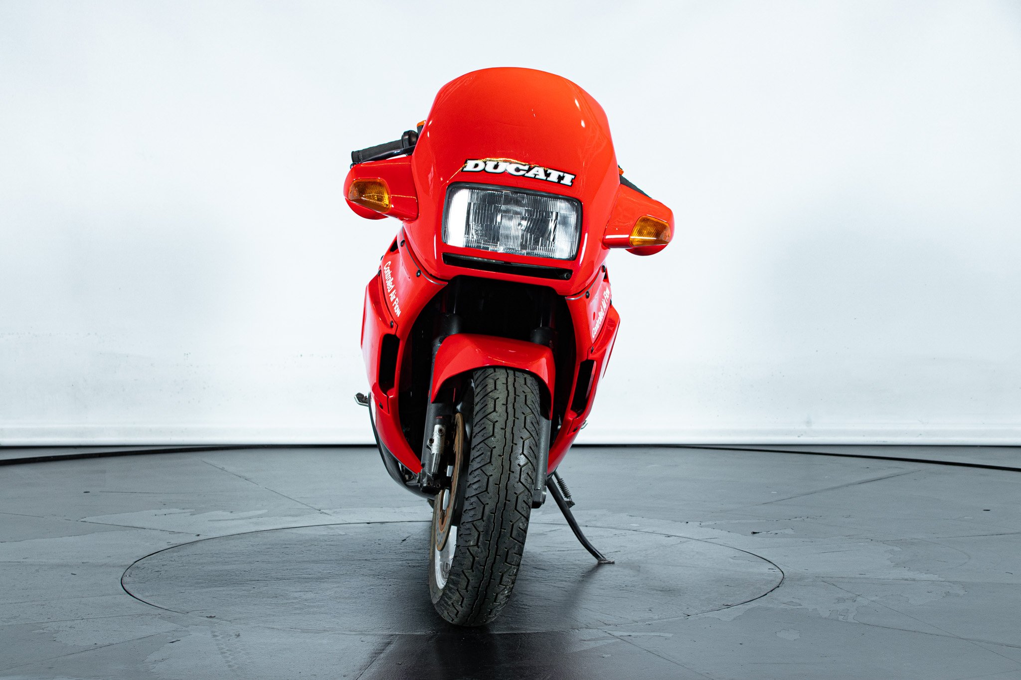 Ducati PASO 750 