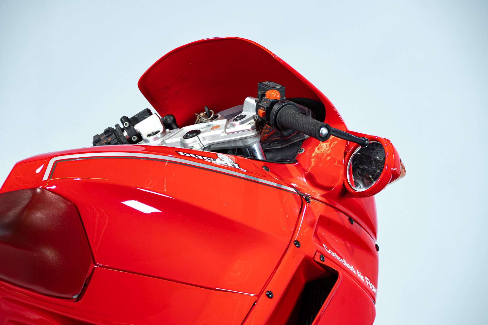 Ducati PASO 750 