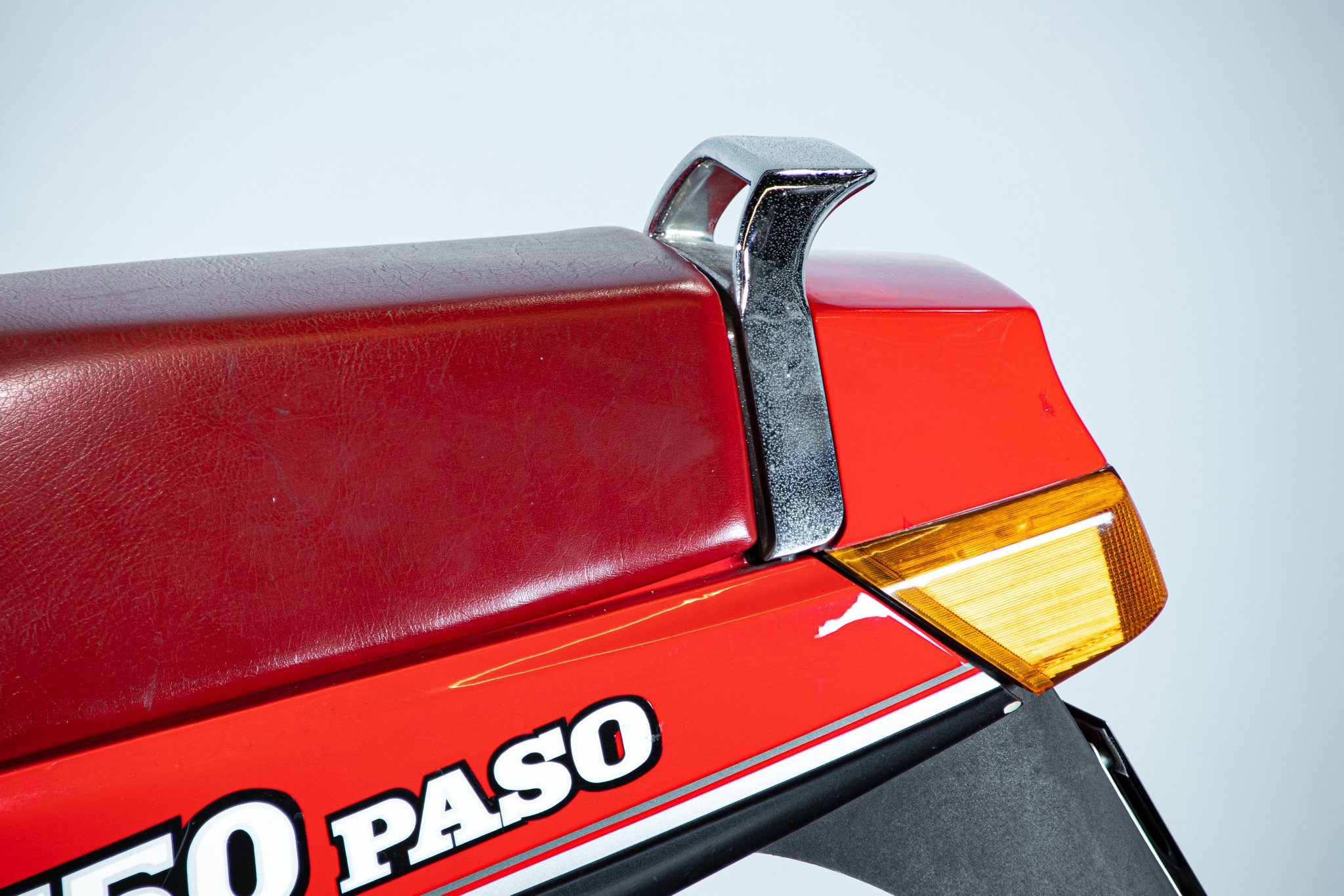 Ducati PASO 750 