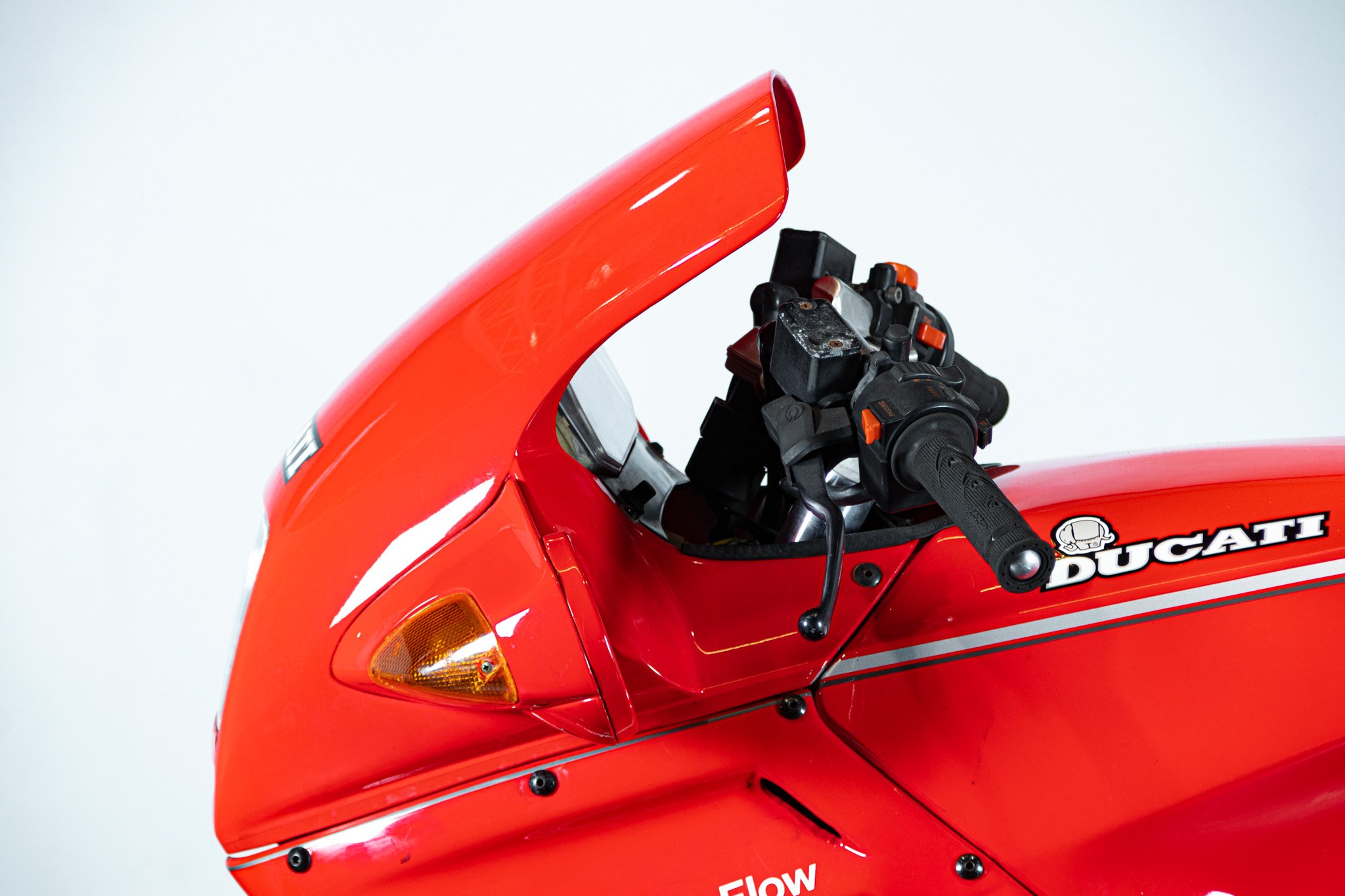 Ducati PASO 750 