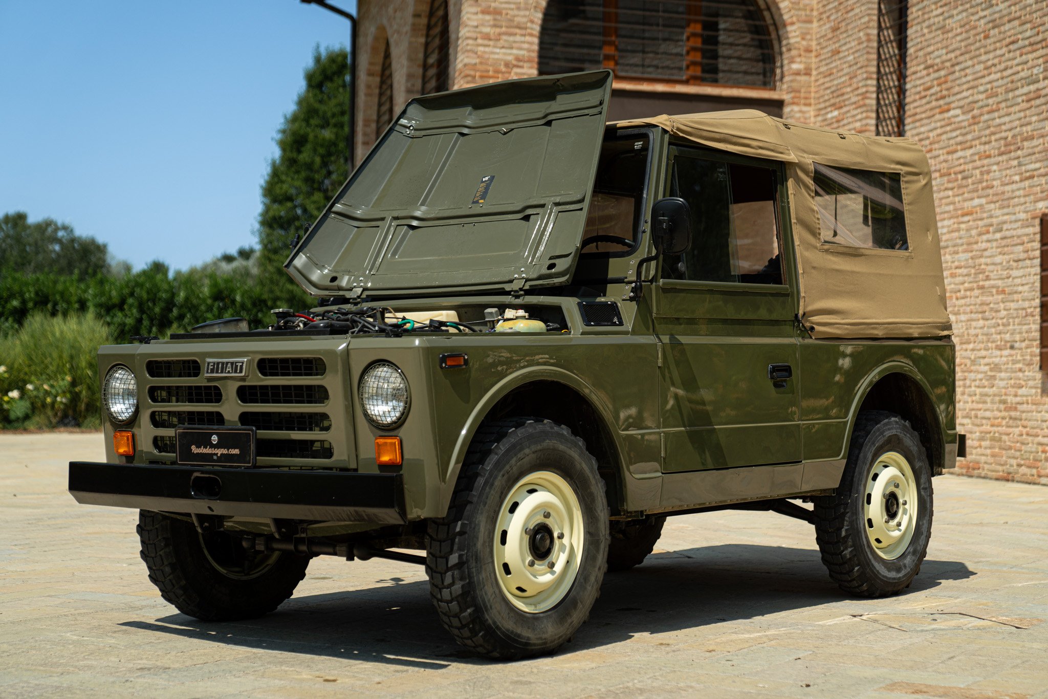 Fiat CAMPAGNOLA AR76 