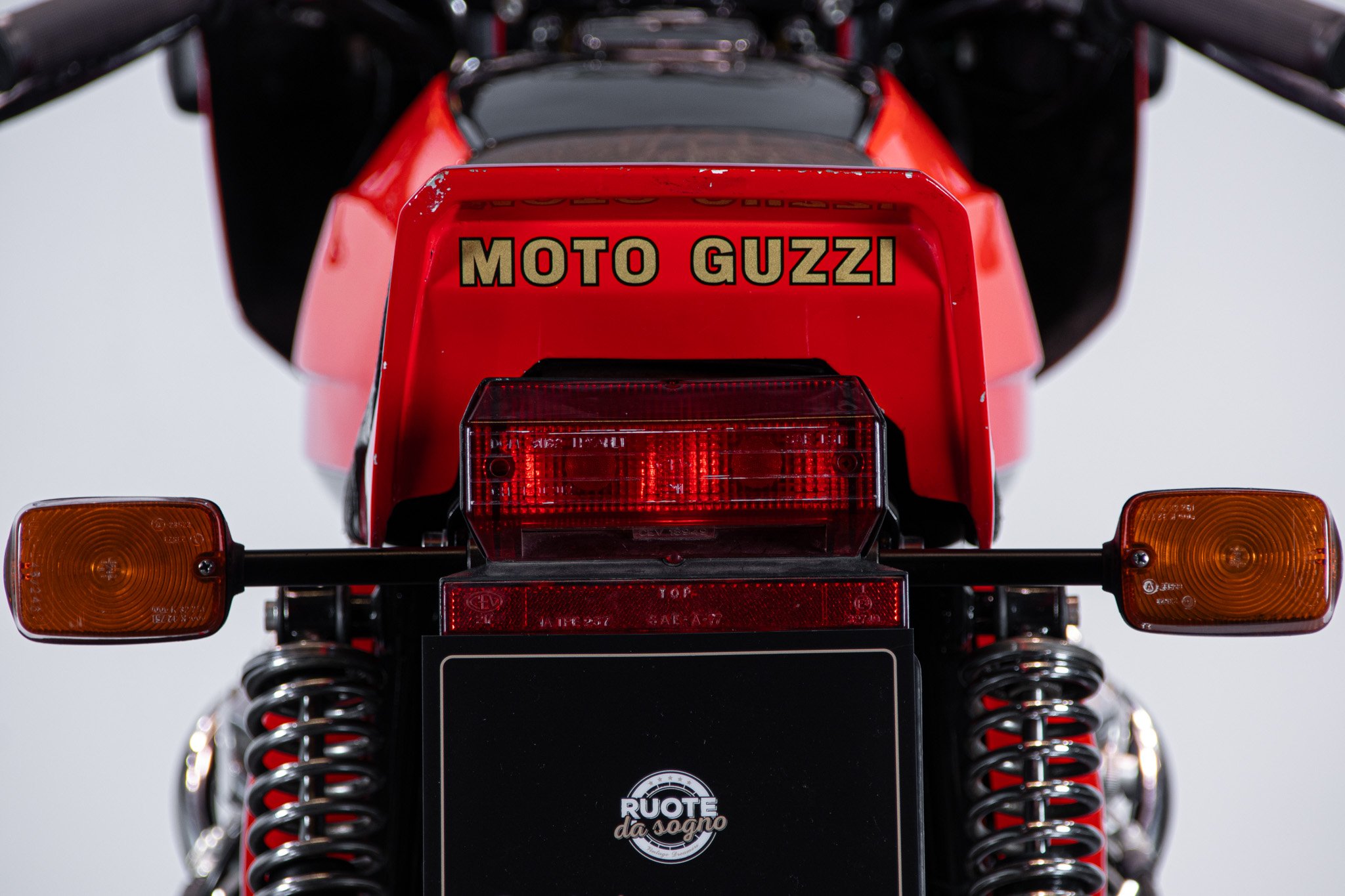 Moto Guzzi V35 IMOLA 