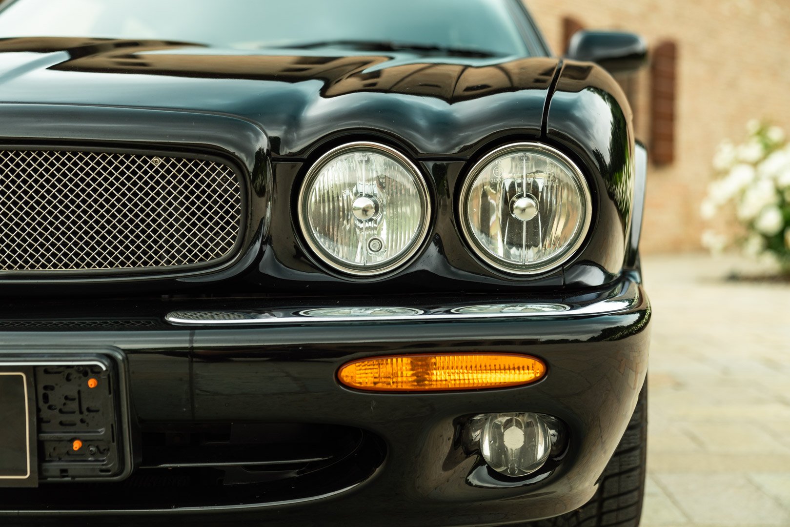 Jaguar XJR 