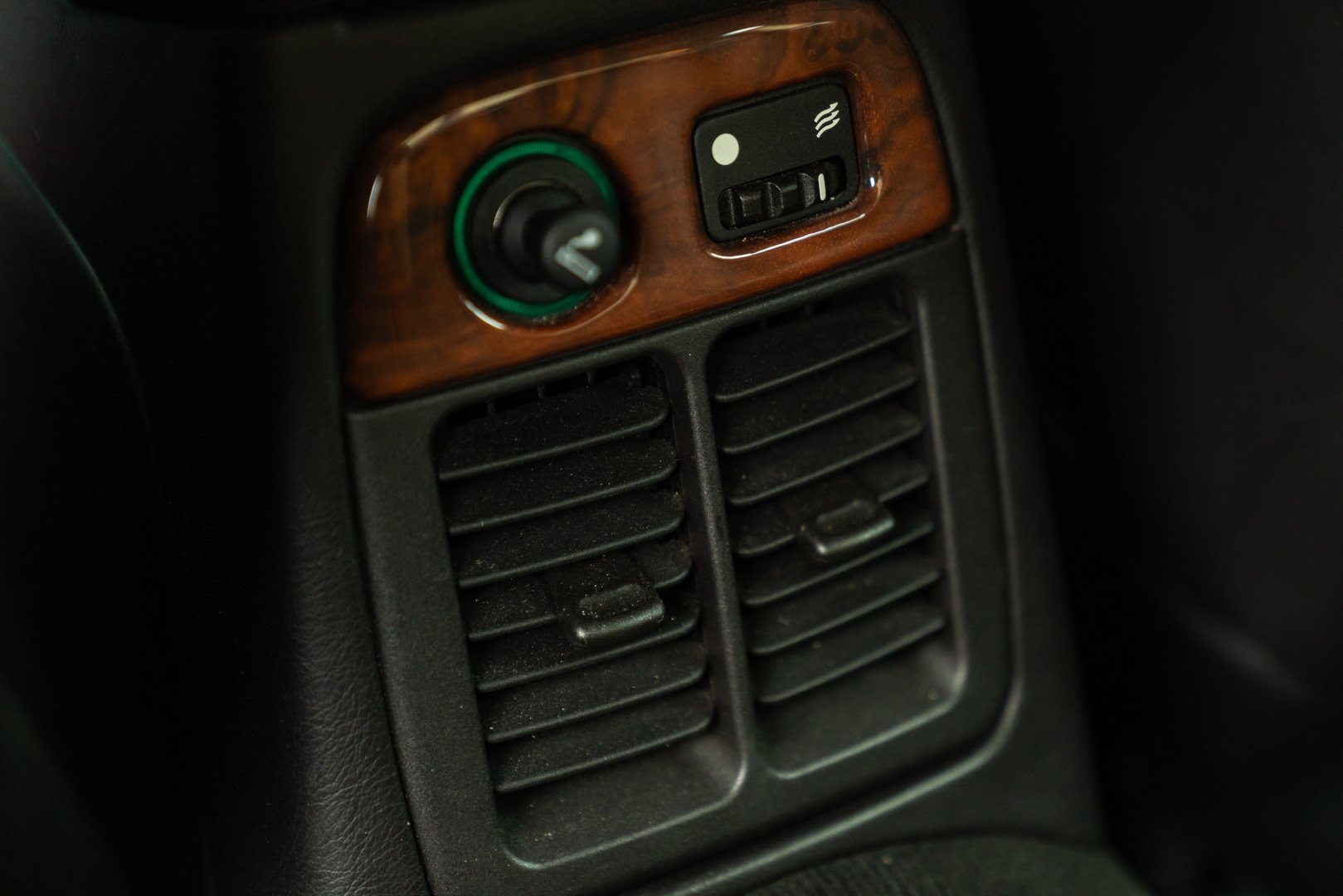 Jaguar XJR 