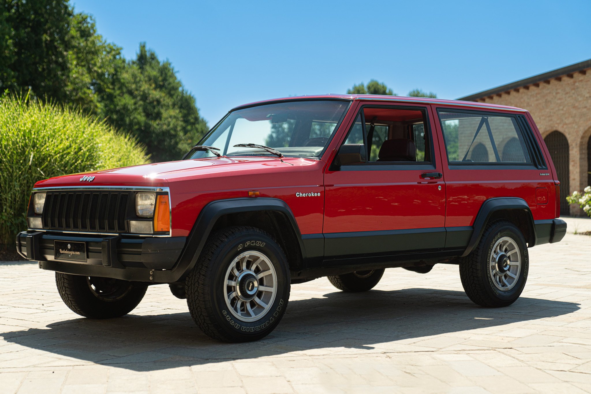Jeep CHEROKEE 2.8 V6 