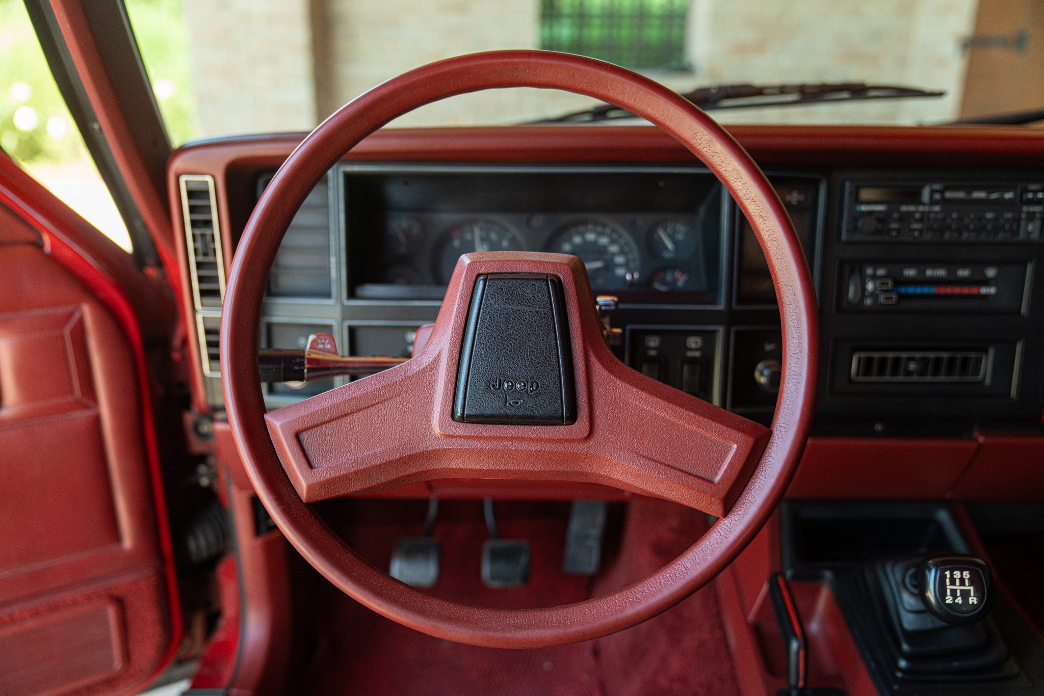 Jeep CHEROKEE 2.8 V6 