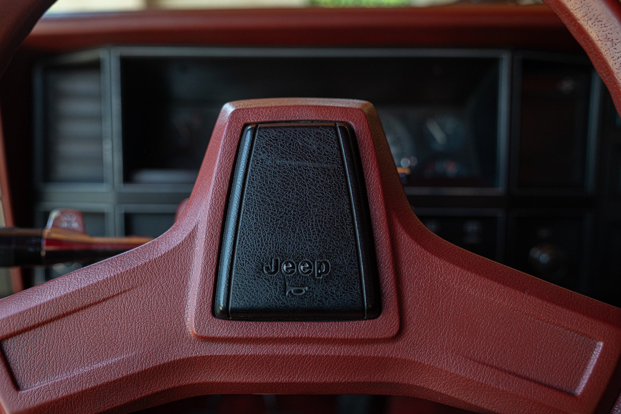 Jeep CHEROKEE 2.8 V6 