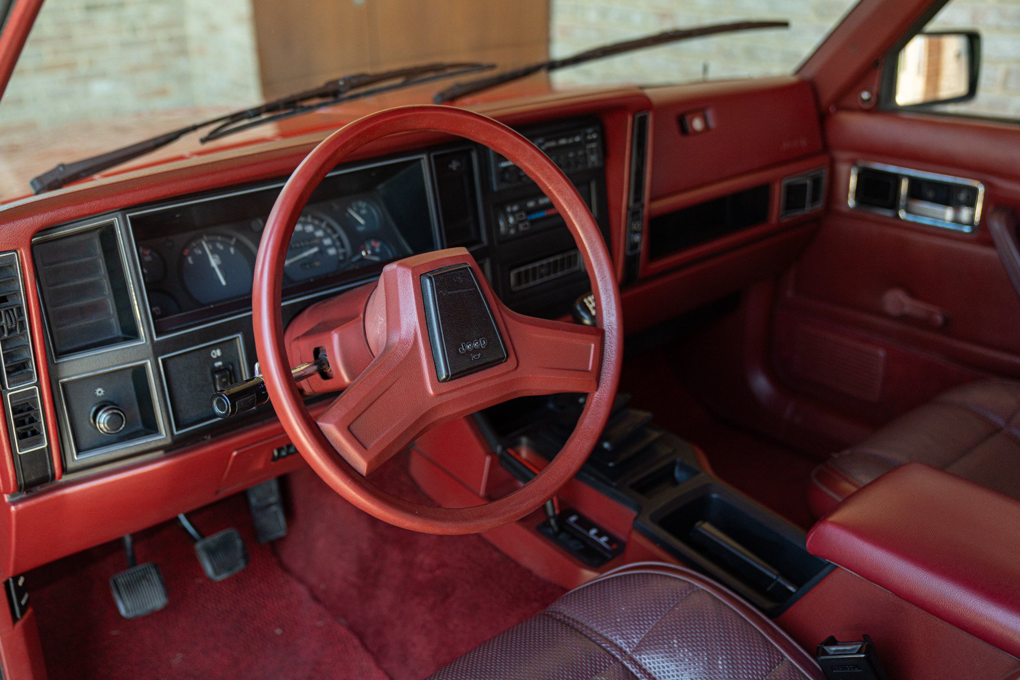 Jeep CHEROKEE 2.8 V6 