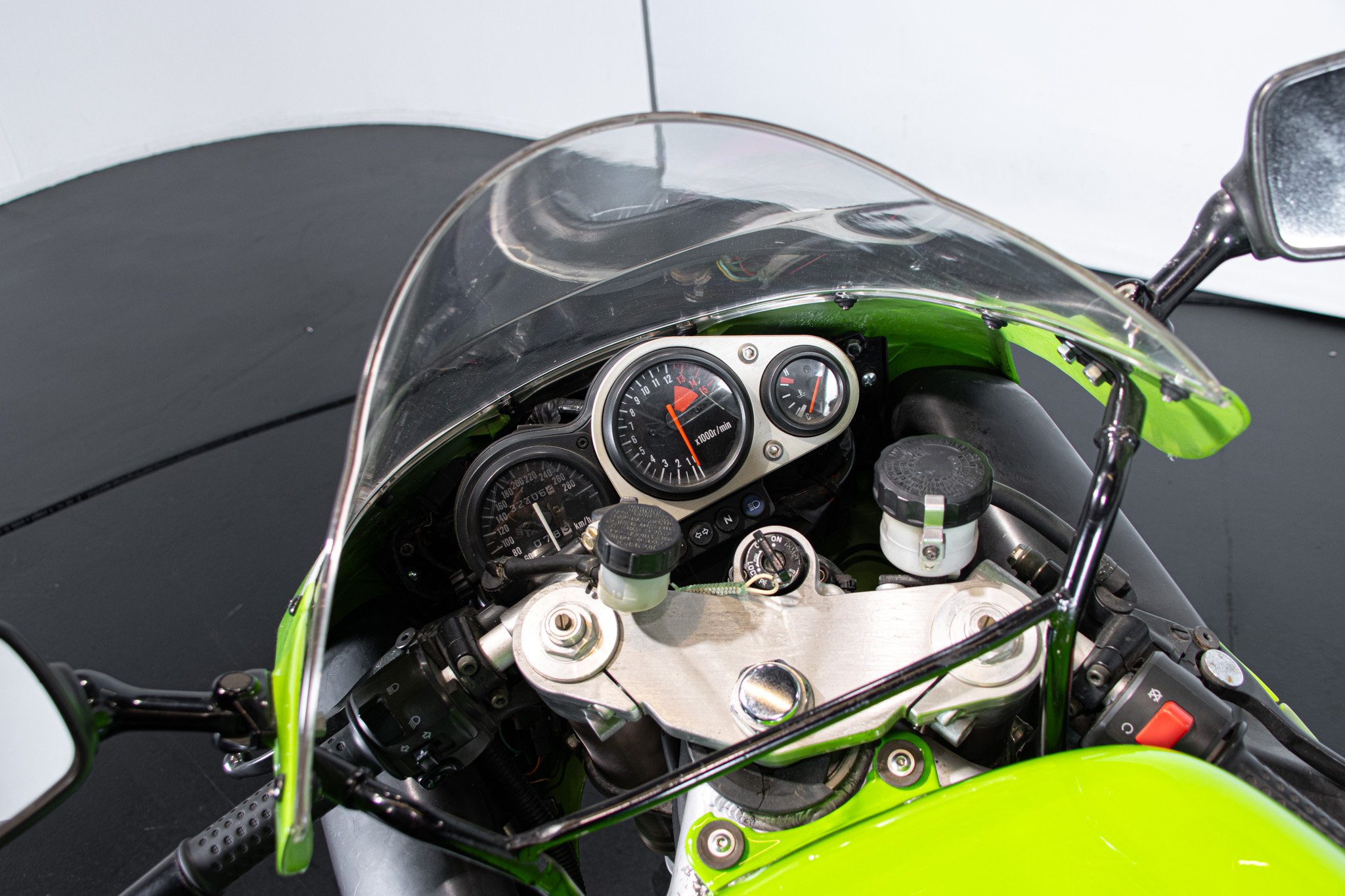 Kawasaki ZX-7R 
