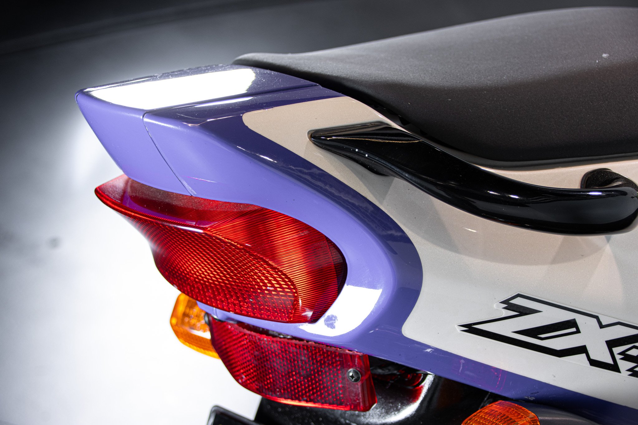Kawasaki ZX-7R 