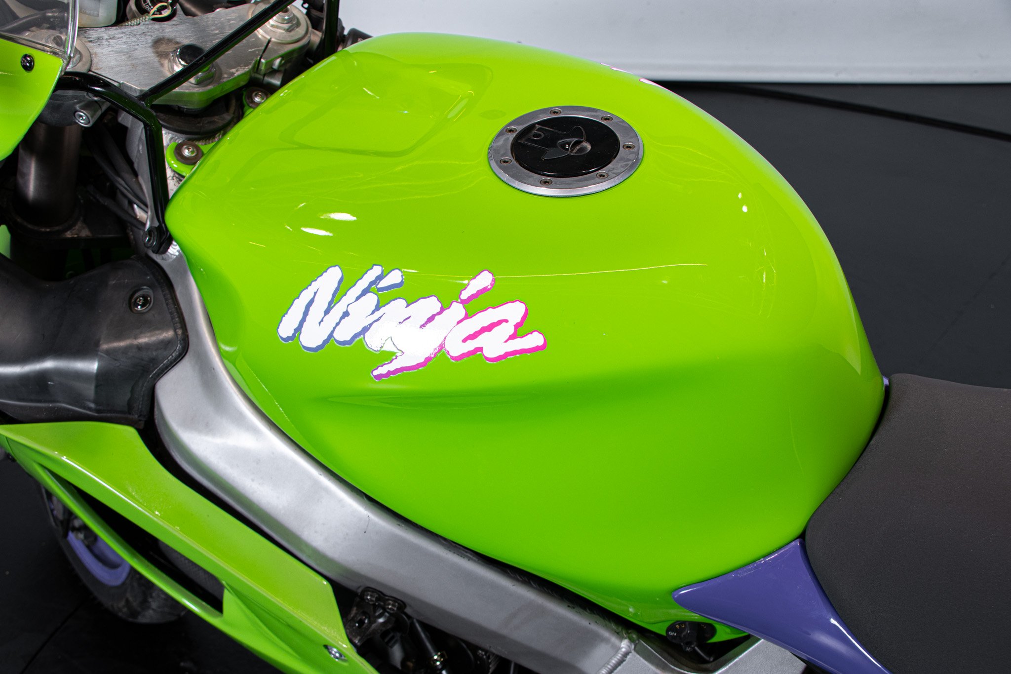 Kawasaki ZX-7R 